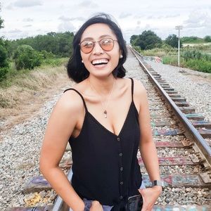 Meet your Posher, Janelle